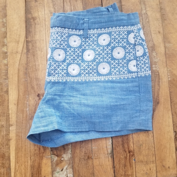 Madewell Embroidered Chambray Shorts - Picture 3 of 5